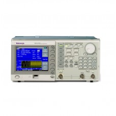 Генератор сигналов AFG3011